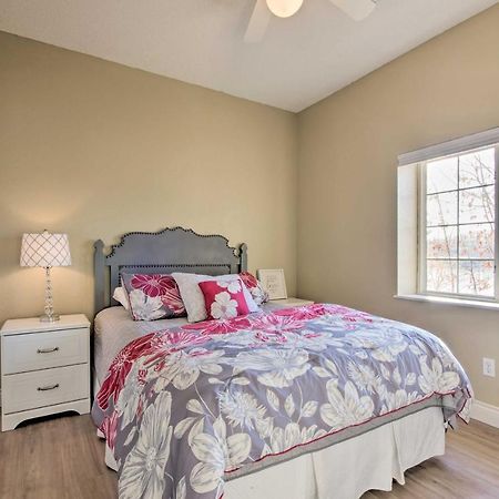 Waterfront Townhome With Private Dock And Lake Views Lake Ozark Zewnętrze zdjęcie