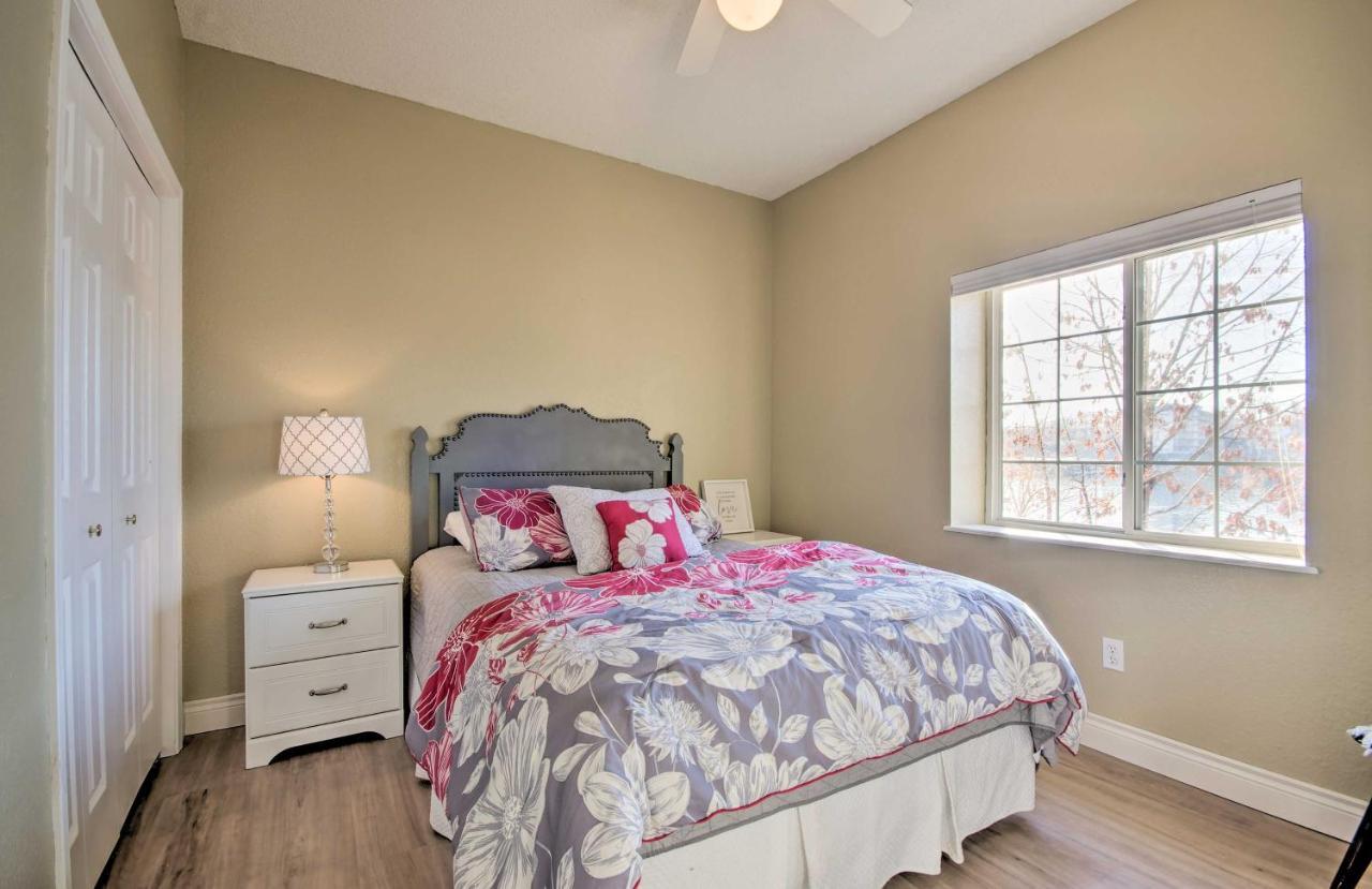 Waterfront Townhome With Private Dock And Lake Views Lake Ozark Zewnętrze zdjęcie