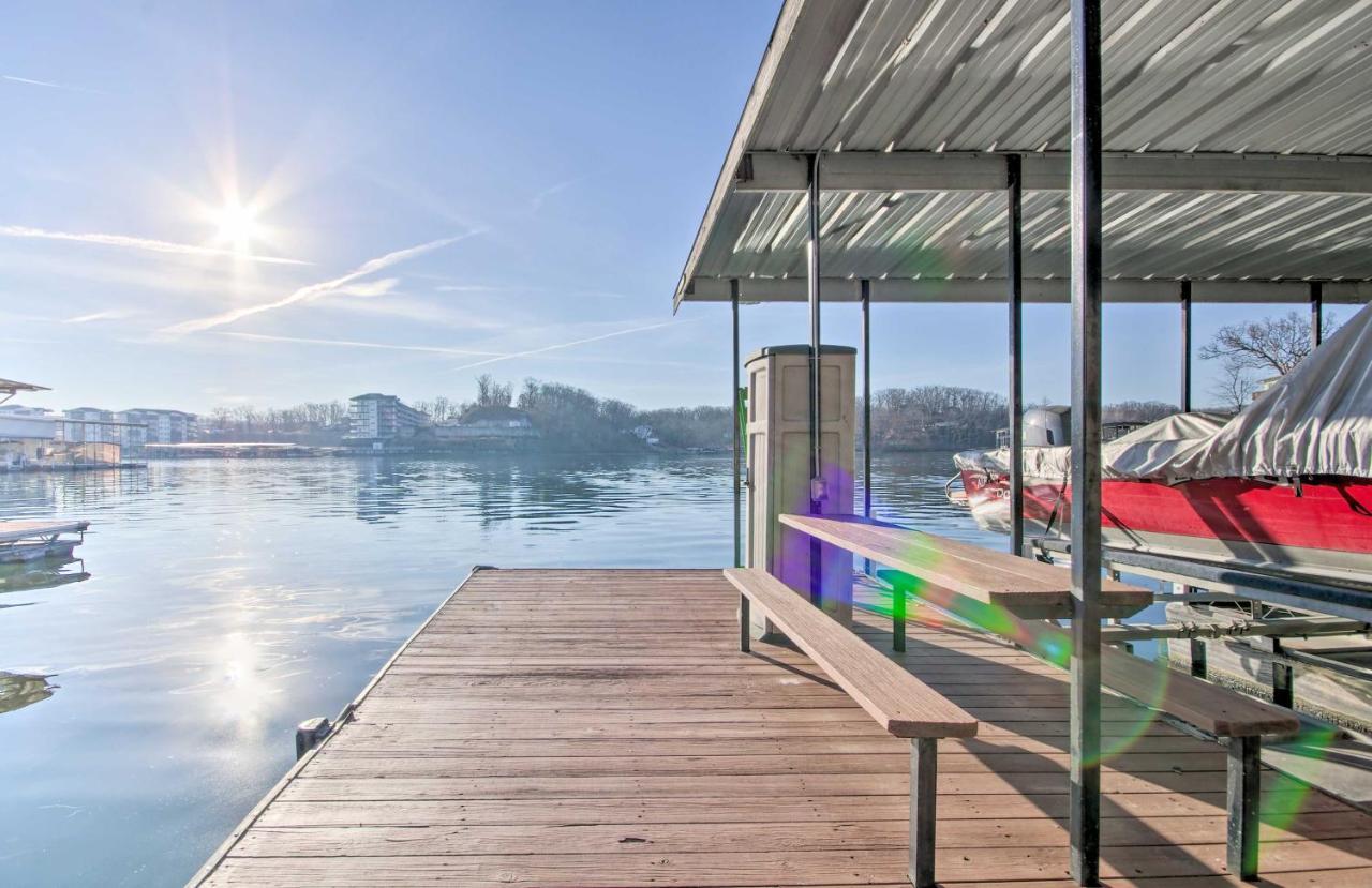 Waterfront Townhome With Private Dock And Lake Views Lake Ozark Zewnętrze zdjęcie